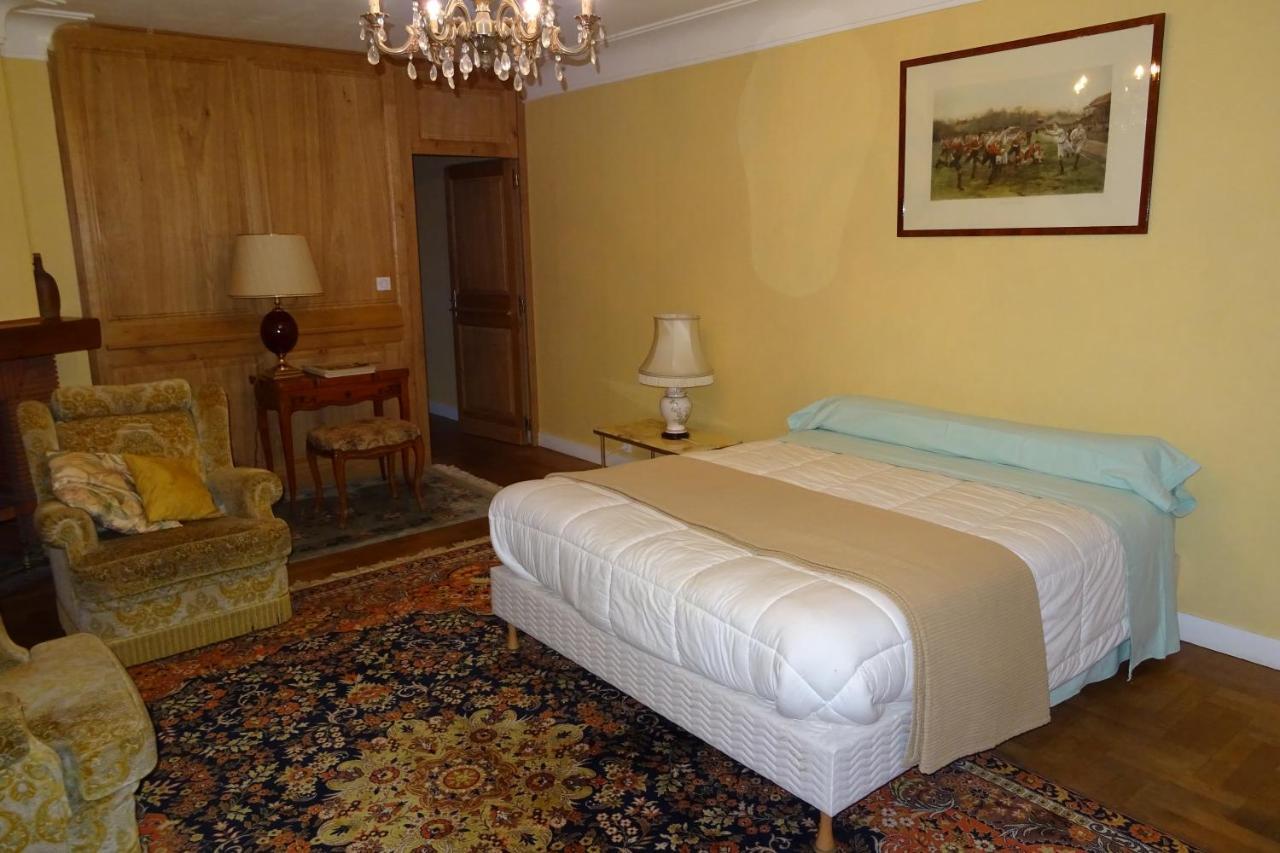 Chambres D'Hotes A La Fontanille Panazol Kültér fotó